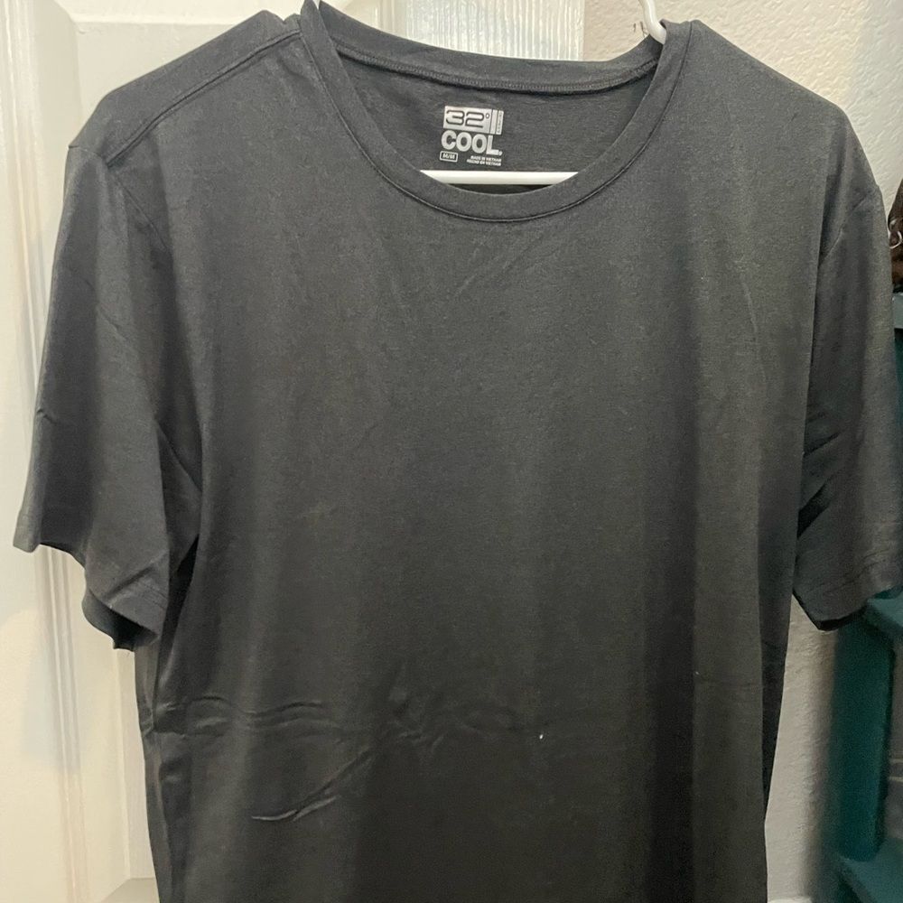32 Degrees Charcoal Short Sleeve Tee